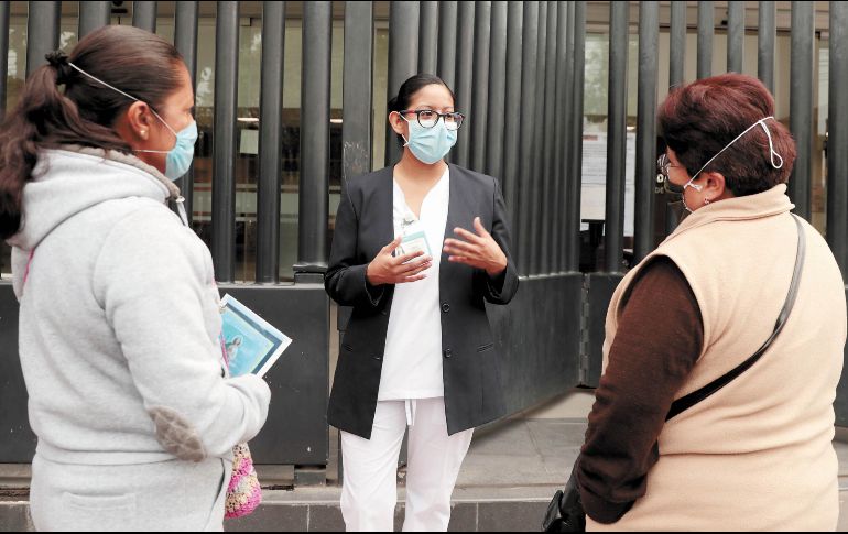 La institución con mayor cantidad de personal contagiado son el IMSS. SUN / ARCHIVO