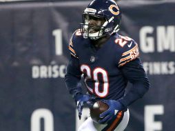 En la campaña anterior, fue 15 veces titular, totalizó 53 tacleadas y 10 pases defendidos, mientras que en toda su trayectoria dentro de la NFL acumula 476 tacleadas y 10 intercepciones. TWITTER / @chicagobears