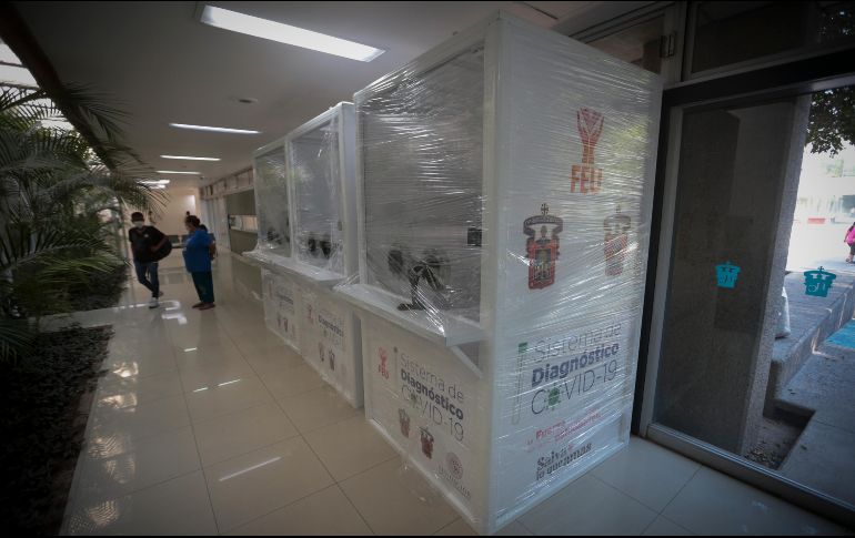 Las cabinas se encuentran en un pasillo del Hospital Civil Viejo. EL INFORMADOR/F. Atilano