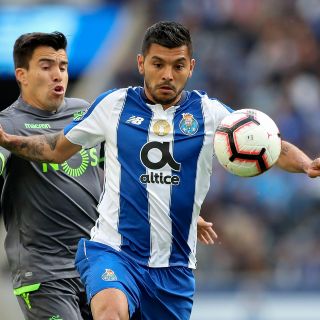 ''Tecatito'' Corona, una debilidad del Sevilla