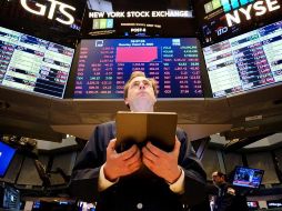 Al término de las operaciones en la Bolsa de Nueva York, el Dow Jones sumó 377.37 puntos, situándose en las 23 mil 625.34 enteros. EFE/J. Lane