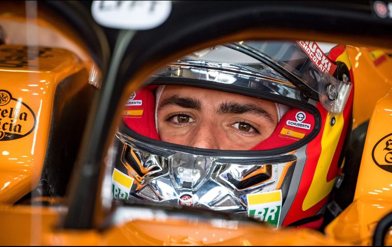 CARLOS SAINZ. El español formará parte del ''Cavallino Rampante'' para las temporadas 2021 y 2022. AFP