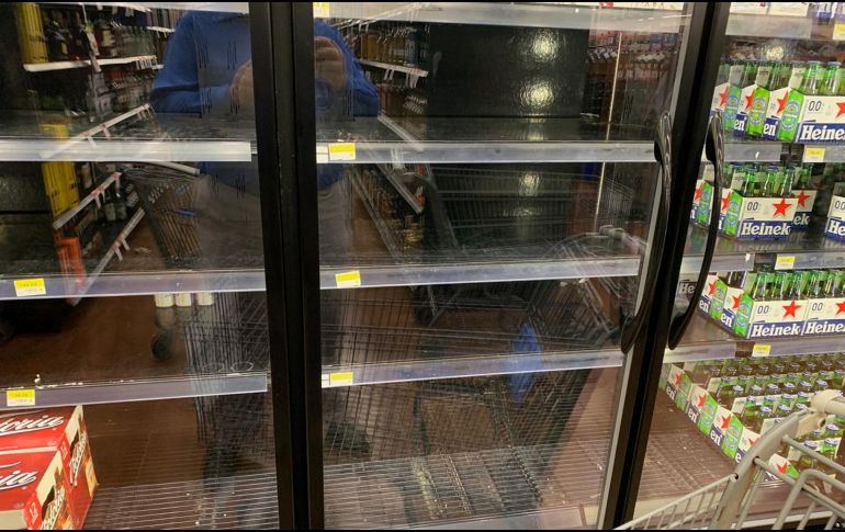 Las grandes cadenas de tiendas de conveniencia no pueden garantizar la venta de cerveza. NTX/ARCHIVO