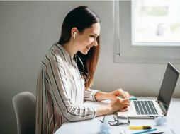 TELETRABAJO.  Incrementó drásticamente en todo el mundo tras el cierre de empresas por la pandemia. SUN