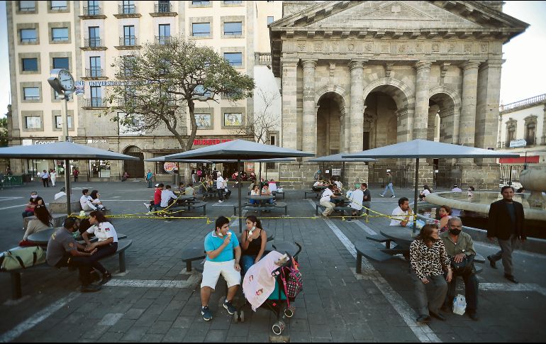 VIGILANCIA. Tras anunciar que la “Fase 0” sólo será de aplicación de protocolos para el reinicio de actividades graduales en la economía, el Gobierno estatal dijo que reforzará la vigilancia para que la gente se quede en casa. EL INFORMADOR • F. Atilano