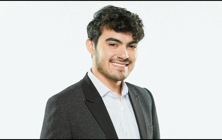 Dennis Arana. A las 11:11 horas del pasado viernes lanzó su nuevo sencillo. CORTESÍA