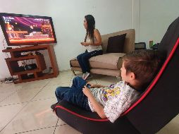 Toma en cuenta estos tips para que el tiempo en familia durante esta cuarentena no te salga tan caro. EL INFORMADOR / ARCHIVO