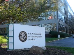 USCIS. Indicó que espera que sus ingresos se reduzcan en aproximadamente 61% a lo largo del año. ESPECIAL