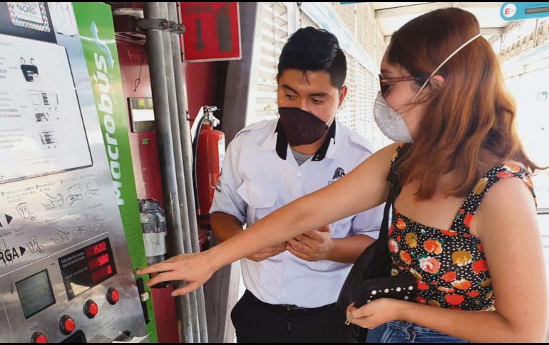 PASADO. Devolver el cambio quedó en el olvido.  EL INFORMADOR• G. Gallo