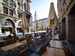 Advierten que las vacaciones este año no serán igual a las de otros pues la pandemia continúa. EFE / ARCHIVO