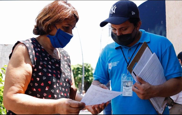 Además de mantener la vigilancia del cumplimiento de las medidas sanitarias y cierre de negocios no esenciales, informan sobre el proceso que deben cubrir para volver abrir. ESPECIAL