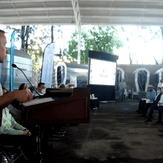 Entregan apoyos a ganaderos de Jalisco