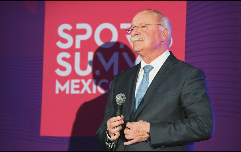 ANALIZAN. Enrique Bonilla, presidente de la Liga, ha estado en pláticas con todos los dueños de los clubes. IMAGO7