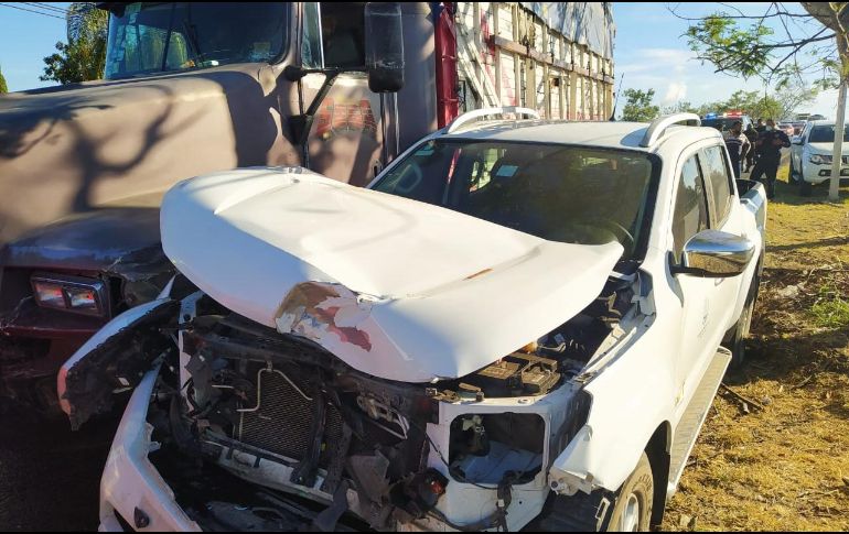 El choque ocurrió poco antes de las 09:00 horas a la altura del Condominio Siglo 21. ESPECIAL /