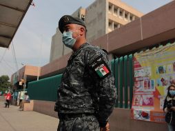 Dado que tiene constante contacto con la población, la GN es un grupo vulnerable a contraer la enfermedad. NTX / ARCHIVO