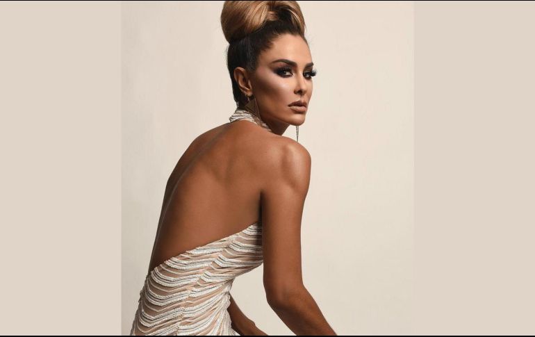 Según la actriz y cantante, una medida de protección ordenada por Fiscalía de la Ciudad de México le impide acercarse al hijo que procreó con su ex pareja Giovanni Medina. TWITTER / @Ninelconde