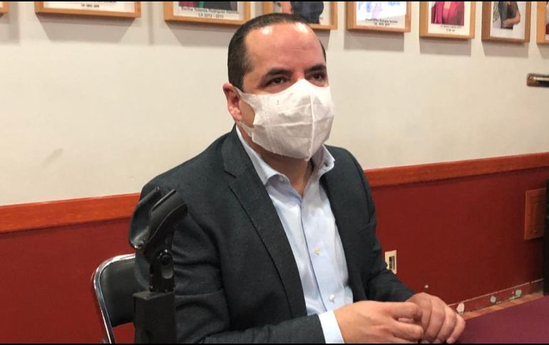 Enrique Velázquez, presidente de la Comisión de Seguridad es notificado de la declinación de una aspirante a consejera. EL INFORMADOR/R. Rivas