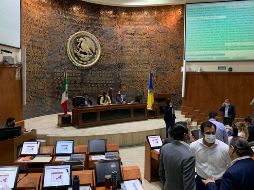 La iniciativa avanzó con 28 votos a favor y 10 en contra. TWITTER / @LegislativoJal