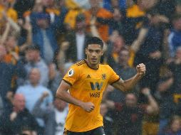 La escuadra de Juventus de Turín ofrecería dos jugadores a cambio para hacerse de los servicios del atacante mexicano Raúl Jiménez, quien milita en el Wolverhampton Wanderers. AFP / ARCHIVO
