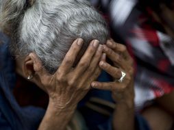 Los mexicanos refieren más tensión por el siguiente orden de asuntos: la economía nacional, el riesgo de infección, el peligro de hospitalización, la situación de amigos y parientes que viven lejos, la educación de los hijos. AP / ARCHIVO