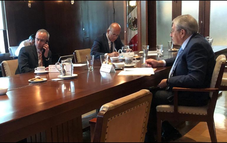 Los funcionarios federales pidieron la unidad de los gobernadores, gobernadora y jefa de Gobierno de todo el país para enfrentar este posible rebrote. TWITTER / @SSalud_mx