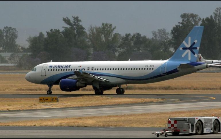 José Enoch Castellanos, presidente nacional de la Canacintra, advirtió que México debe prepararse para la quiebra de algunas aerolíneas. EL INFORMADOR/ARCHIVO