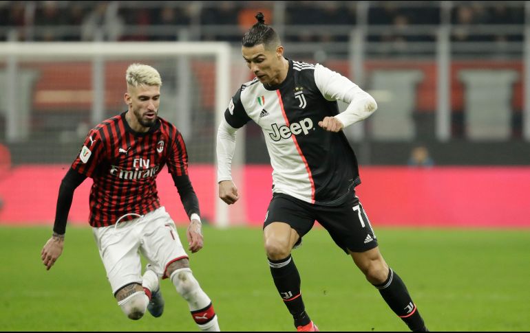 Con la reanudación del futbol italiano, se retomarán las semifinales de copa entre Juventus y el Milán y Napoles ante el Inter. ARCHIVO