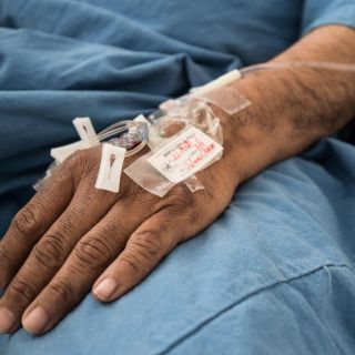 Enfermedades crónicas triplican tasa de letalidad del COVID-19