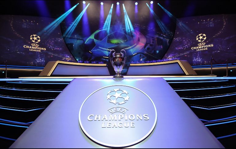 Entre las opciones que se contemplan está un posible cambio de sede de la final prevista en Estambul. AFP / ARCHIVO