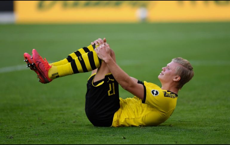 Desde que llegó al conjunto negriamarillo, Haaland se volvió un arma a la ofensiva, ya que registra 13 goles en 14 partidos y tres asistencias, por lo que es una sensible baja para Favre. TWITTER / @BVB