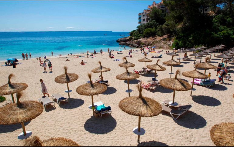 España lleva a cabo desde hace unas semanas un desconfinamiento por fases, a las que van avanzando las diferentes regiones en función de su situación epidemiológica. AFP / J. Reina