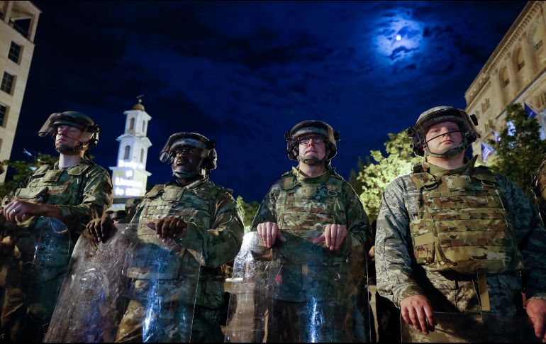 El secretario de Defensa, Lloyd Austin, dispuso en agosto que todos los soldados, tanto los que están en activo como en la reserva, se vacunaran en cumplimiento con la orden del presidente de EU, Joe Biden. AP / ARCHIVO