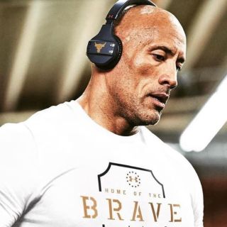 Dwayne Johnson cuestiona a Donald Trump