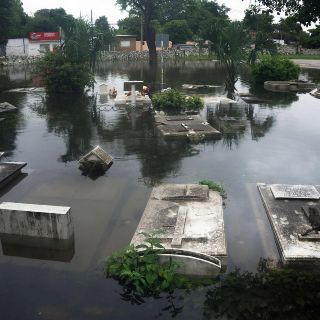 “Cristóbal” deja inundaciones y afecta a más de mil 600 familias en Quintana Roo
