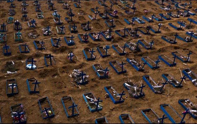 La nueva sección de un panteón en Manaus, Brasil, dedicada a víctimas del COVID-19. AP/ARCHIVO