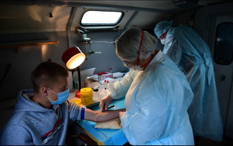 La OMS estima que los contagios asintomáticos probablemente representen apenas el 6% de la propagación. AFP/P. Korolyov