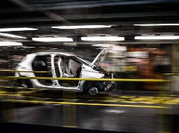 La STPS realizó 329 visitas de inspección a empresas automotrices, mineras y de construcción. AFP/M. Bureau