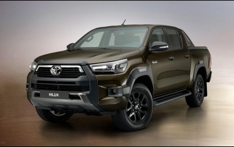 Toyota Hilux 2021 estrena cara y corazón