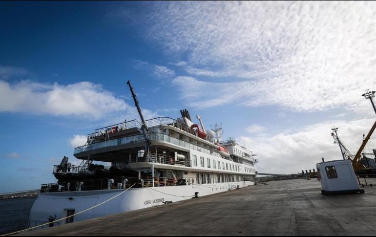 Los cruceros dejaron de navegar a mediados de marzo después de varios brotes en alta mar que tuvieron gran repercusión mundial. EFE/F. Anfitti
