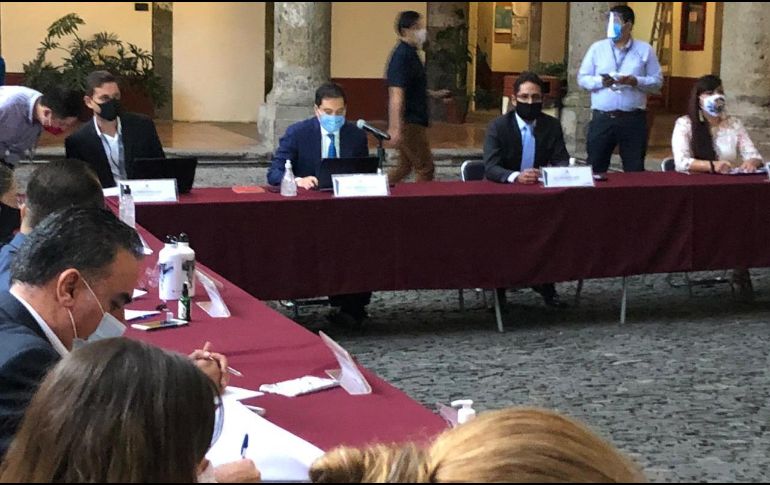 Tras críticas de diputados por la falta de transparencia en el manejo de los recursos, el titular de la SHCP estatal ofreció instalar una mesa para mejorar el acceso a la información. EL INFORMADOR/R. Rivas