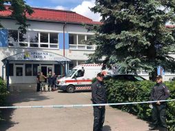 De momento, se desconocen los motivos del asesino y la policía mantiene un cordón de seguridad en la zona por si hubiera cómplices del homicidio. EFE / ESPECIAL