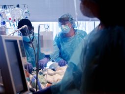 El costo promedio para atenderse por COVID-19 en hospitales privados es de 452 mil 918 pesos. AFP/L. Brown