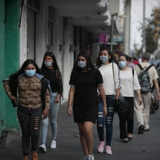 Con restricciones, reabrirán plazas comerciales, gimnasios y clubes deportivos