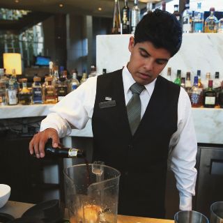 Brown-Forman México lanza apoyo a meseros