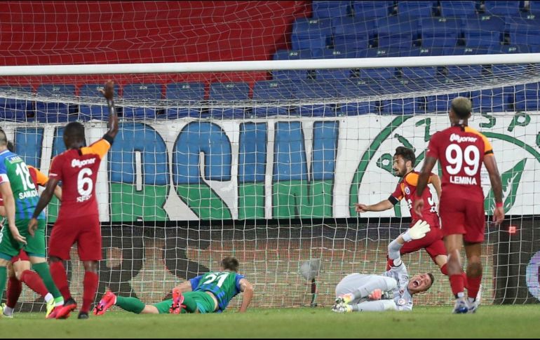 El arquero será operado, informó su club, sin precisar el tiempo que estará de baja. EFE / H. B. Altunoz