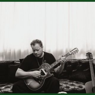 Leonel García escribe la canción más triste