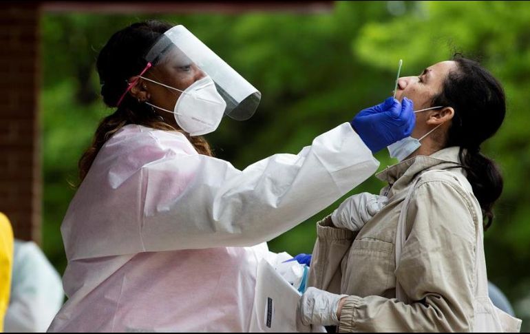 Advierten que las áreas fronterizas albergan a poblaciones vulnerables, con poco acceso a la salud, por lo que los contagios se disparan en esos lugares. EFE/M. Reynolds