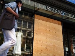 Hasta ahora, los bares y restaurantes sólo podían vender comida o bebidas a domicilio. AFP/S. Platt