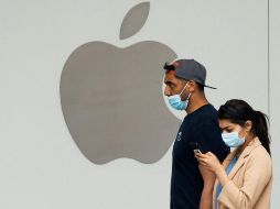 Apple cerró sus tiendas en todo el mundo en marzo al declararse la pandemia, y desde entonces las ha ido reabriendo de forma escalonada. EFE/M. Reynolds