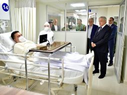 Explican que en la imagen se muestra una pantalla digital en la que los enfermos de COVID-19 podrán comunicarse con sus familiares. TWITTER/@ISSSTE_mx